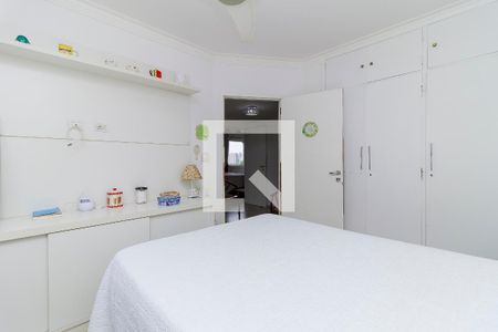 Apartamento à venda com 207m², 4 quartos e 2 vagasQuarto 2