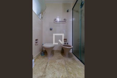 Apartamento à venda com 207m², 4 quartos e 2 vagasBanheiro da Suite