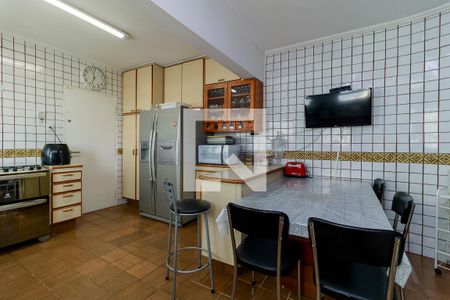 Apartamento à venda com 207m², 4 quartos e 2 vagasCozinha