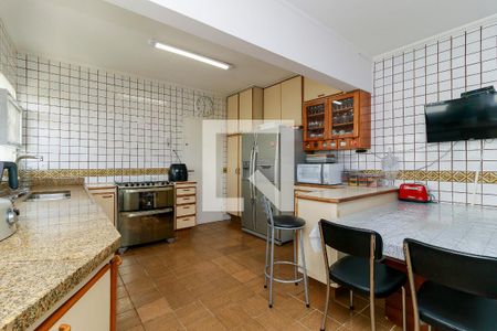 Apartamento à venda com 207m², 4 quartos e 2 vagasCozinha