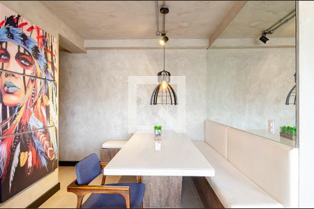 Apartamento à venda com 67m², 2 quartos e 1 vagaSala