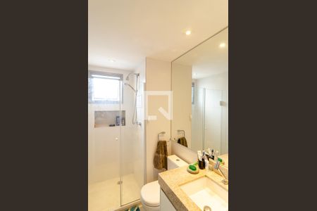 Apartamento à venda com 67m², 2 quartos e 1 vagaBanheiro da Suíte