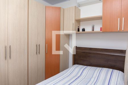 Quarto 1 de apartamento à venda com 2 quartos, 52m² em Passo da Areia, Porto Alegre