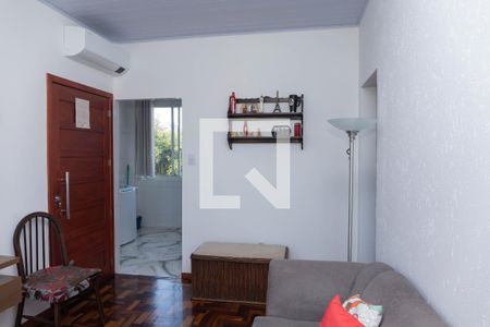 Sala de apartamento à venda com 2 quartos, 52m² em Passo da Areia, Porto Alegre
