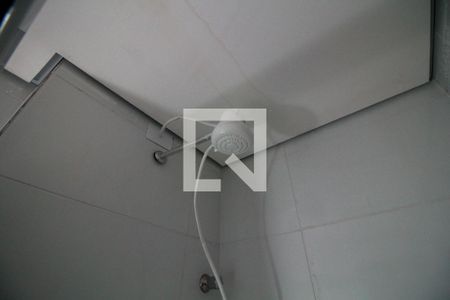 Banheiro de kitnet/studio para alugar com 0 quarto, 22m² em Cidade Mãe do Céu, São Paulo