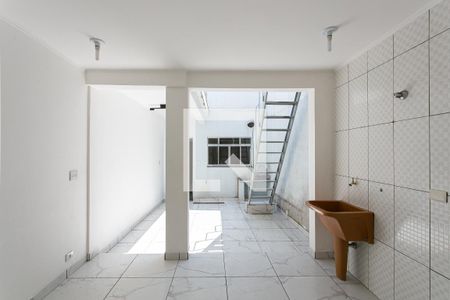 Casa à venda com 105m², 3 quartos e 1 vagaÁrea de Serviço