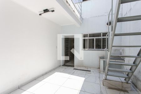 Casa à venda com 105m², 3 quartos e 1 vagaQuintal