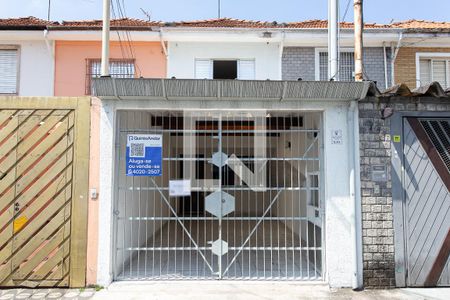 Casa à venda com 105m², 3 quartos e 1 vagaFachada