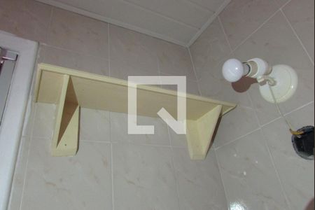 Apartamento para alugar com 80m², 2 quartos e 1 vagaDetalhe do banheiro