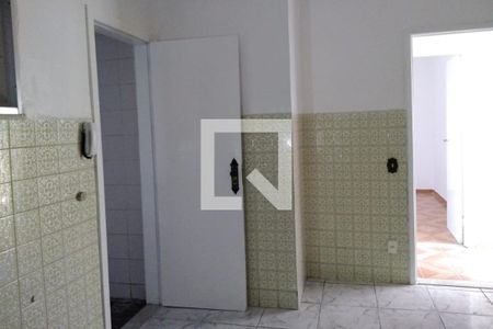 Apartamento para alugar com 80m², 2 quartos e 1 vagaCozinha
