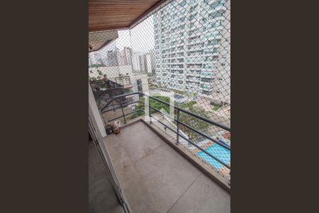 Apartamento para alugar com 141m², 2 quartos e 2 vagasSacada