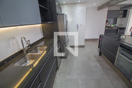 Apartamento para alugar com 141m², 2 quartos e 2 vagascozinha