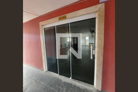 Apartamento para alugar com 65m², 2 quartos e 1 vagaEntradas