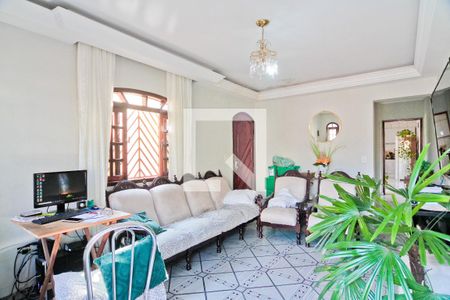 Sala de casa à venda com 3 quartos, 160m² em Vila Francos, São Paulo