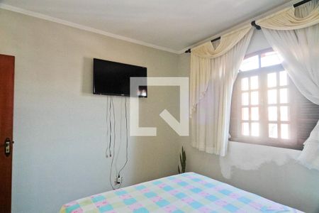 Quarto 1 de casa à venda com 3 quartos, 160m² em Vila Francos, São Paulo