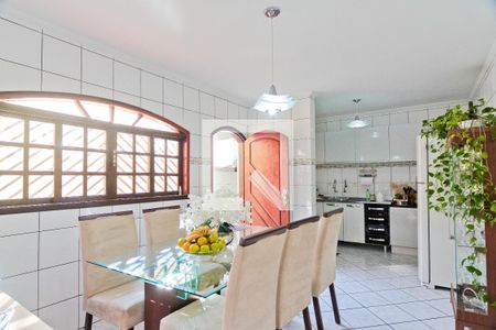 Casa para alugar com 160m², 3 quartos e 4 vagasCozinha