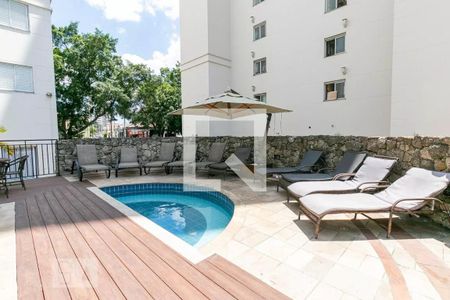 Apartamento à venda com 68m², 3 quartos e 1 vagaÁrea comum - Piscina