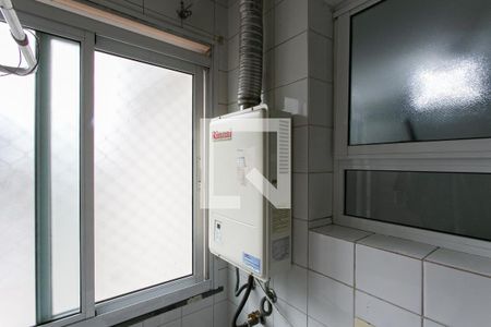 Apartamento à venda com 68m², 3 quartos e 1 vagaÁrea de Serviço - Aquecedot a Gás