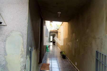 Casa à venda com 189m², 3 quartos e 2 vagasQuintal - Corredor