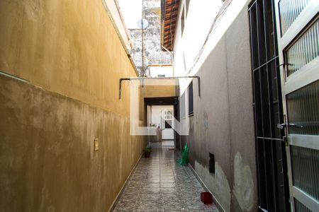 Casa à venda com 189m², 3 quartos e 2 vagasQuintal - Corredor