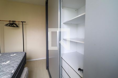 Quarto 1 de apartamento para alugar com 2 quartos, 53m² em Vargem Grande, Rio de Janeiro