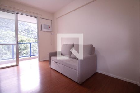Sala de apartamento para alugar com 1 quarto, 50m² em Humaitá, Rio de Janeiro