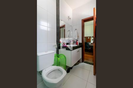 Casa à venda com 513m², 5 quartos e 6 vagas Casa à venda com 513m², 5 quartos e 6 vagasBanheiro da Suíte 1