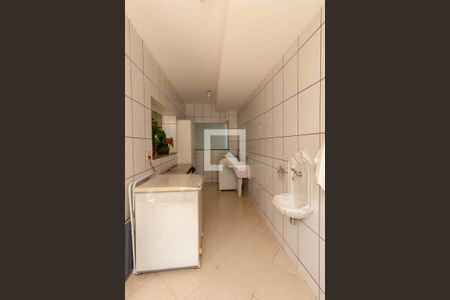 Casa à venda com 513m², 5 quartos e 6 vagas Casa à venda com 513m², 5 quartos e 6 vagasÁrea de Serviço