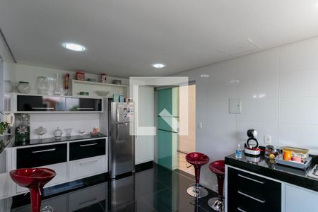 Casa à venda com 513m², 5 quartos e 6 vagas Casa à venda com 513m², 5 quartos e 6 vagasCozinha