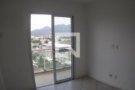 Quarto 1 de apartamento para alugar com 2 quartos, 65m² em Taquara, Rio de Janeiro