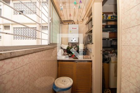 Apartamento à venda com 220m², 3 quartos e sem vagaÁrea de Serviço