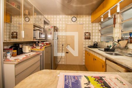 Apartamento à venda com 220m², 3 quartos e sem vagaCozinha