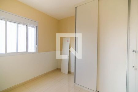 Apartamento à venda com 70m², 3 quartos e 2 vagasQuarto 2