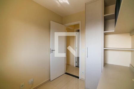 Quarto 1 de apartamento para alugar com 3 quartos, 70m² em Vila Suzana, São Paulo