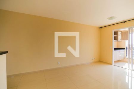 Sala de apartamento para alugar com 3 quartos, 70m² em Vila Suzana, São Paulo