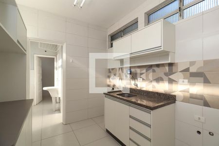 Cozinha de apartamento para alugar com 3 quartos, 137m² em Cerqueira César, São Paulo