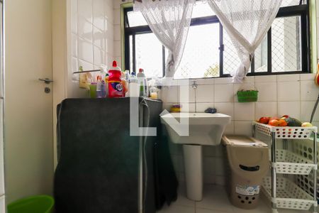Apartamento à venda com 93m², 3 quartos e 2 vagas Apartamento à venda com 93m², 3 quartos e 2 vagasÁrea de Serviço