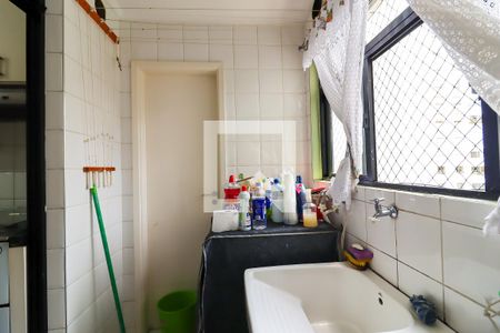 Apartamento à venda com 93m², 3 quartos e 2 vagas Apartamento à venda com 93m², 3 quartos e 2 vagasÁrea de Serviço