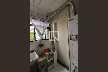 Apartamento à venda com 93m², 3 quartos e 2 vagas Apartamento à venda com 93m², 3 quartos e 2 vagasÁrea de Serviço