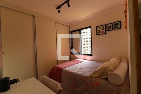 Apartamento à venda com 93m², 3 quartos e 2 vagas Apartamento à venda com 93m², 3 quartos e 2 vagasQuarto 2