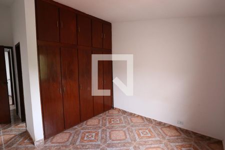 Casa à venda com 179m², 3 quartos e 2 vagasSuíte 2