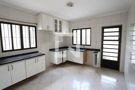 Casa à venda com 179m², 3 quartos e 2 vagasCozinha