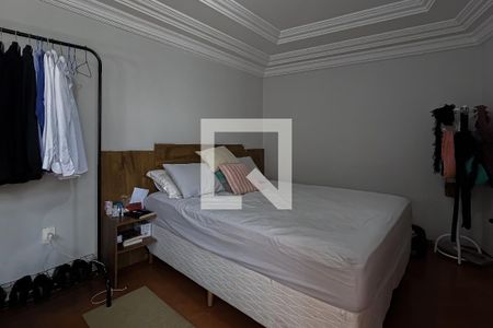 Casa à venda com 244m², 3 quartos e 2 vagasSuíte