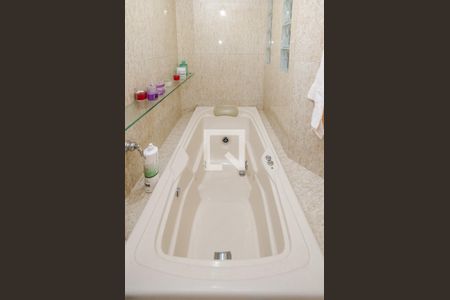 Apartamento à venda com 100m², 3 quartos e 1 vagaBanheiro da Suíte