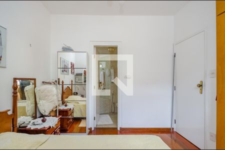 Suíte de apartamento para alugar com 3 quartos, 100m² em Coração Eucarístico, Belo Horizonte