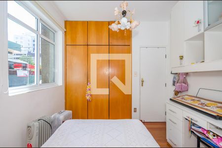 Apartamento à venda com 100m², 3 quartos e 1 vagaQuarto 2