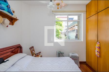 Apartamento à venda com 100m², 3 quartos e 1 vagaQuarto 2