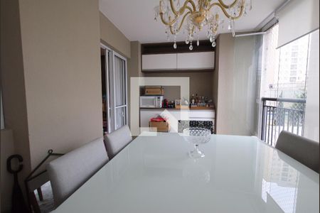 Apartamento à venda com 87m², 2 quartos e 1 vagaVaranda