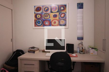 Apartamento à venda com 90m², 3 quartos e 2 vagasQuarto 3