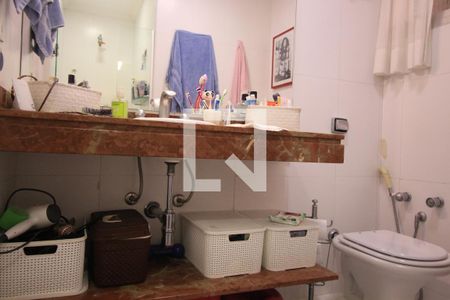 Apartamento à venda com 90m², 3 quartos e 2 vagasBanheiro 1